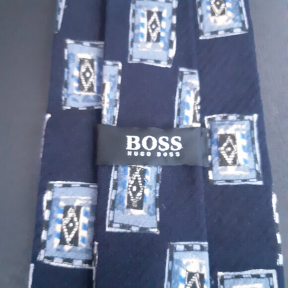 Hugo Boss Navy 100% Silk Men's Tie with Light Blue Rectangle Print - Picture 2 of 11